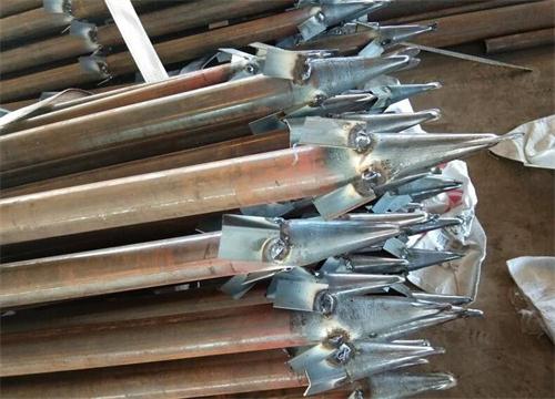 萝北管棚钢花管